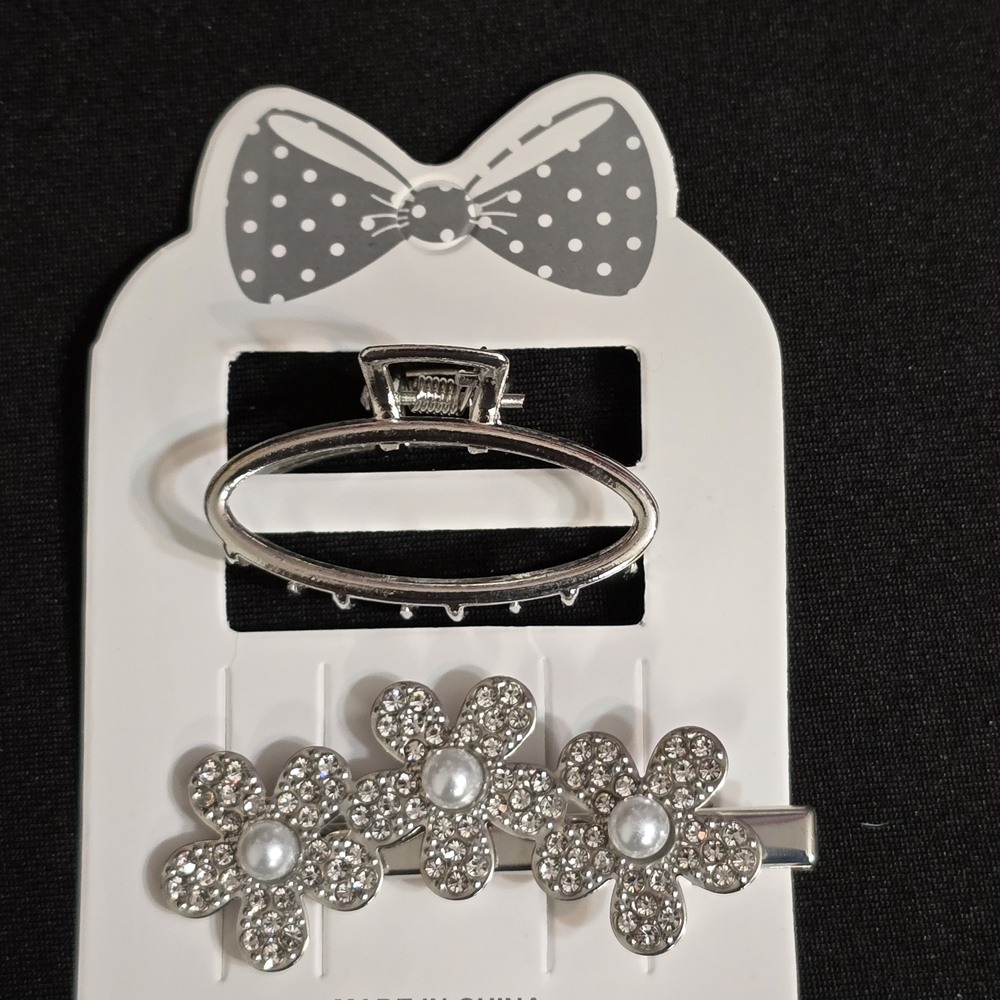 Silver Floral Hair Clips with Pearls